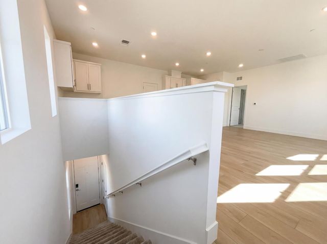 94 W San Diego Dr, Tracy, CA 95391