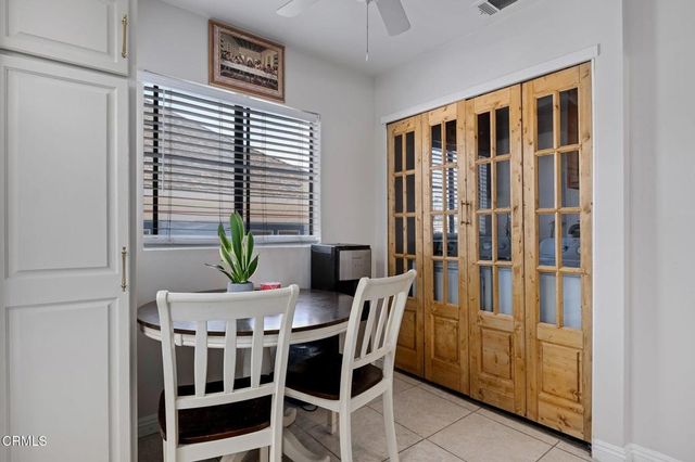 553 S E Street, Oxnard, CA 93030