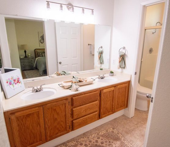 105 Whiting Way, Folsom, CA 95630