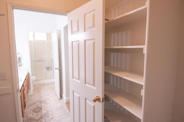 105 Whiting Way, Folsom, CA 95630