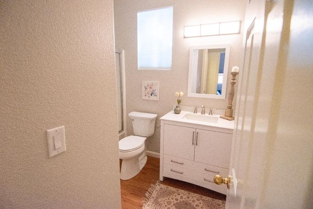 105 Whiting Way, Folsom, CA 95630