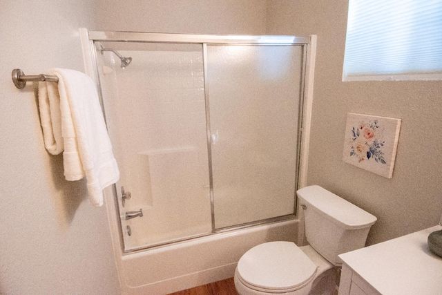 105 Whiting Way, Folsom, CA 95630