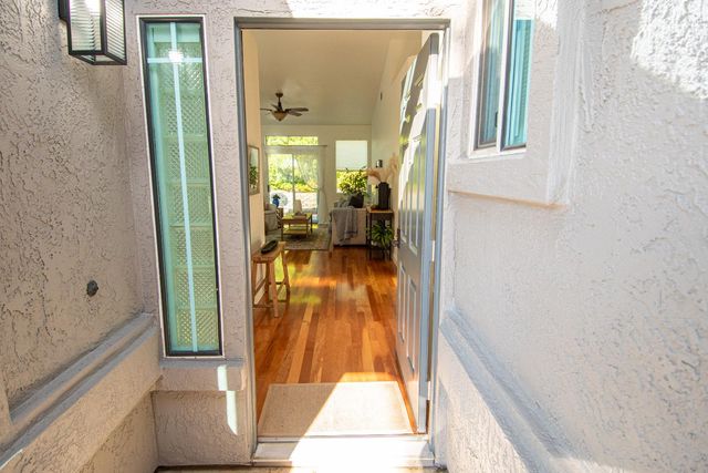 105 Whiting Way, Folsom, CA 95630