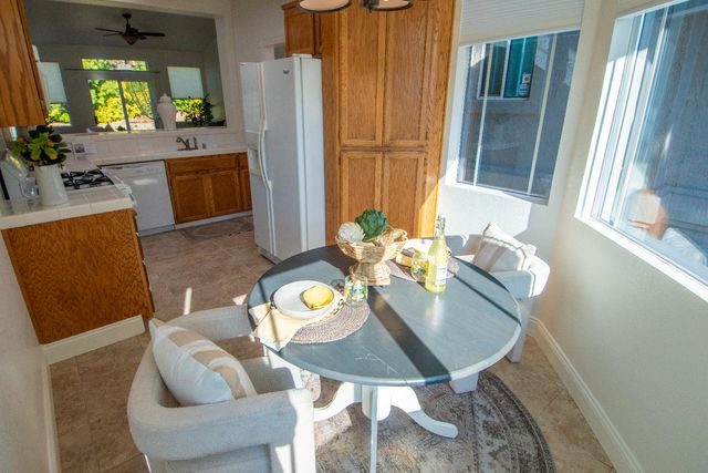 105 Whiting Way, Folsom, CA 95630