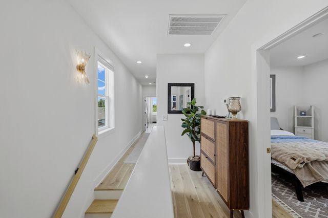 211B Queen Ave, Nashville, TN 37207