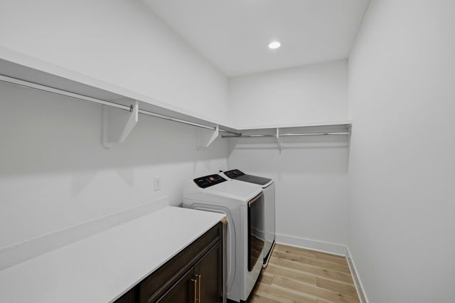 211B Queen Ave, Nashville, TN 37207