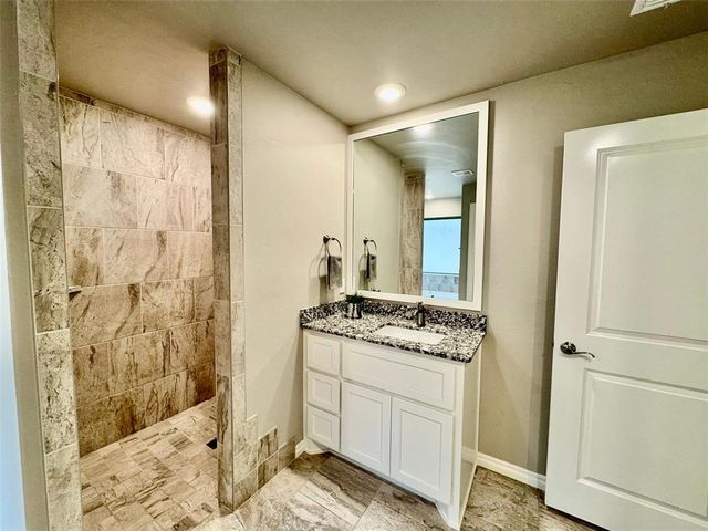 9001 Poppey Place, Yukon, OK 73099