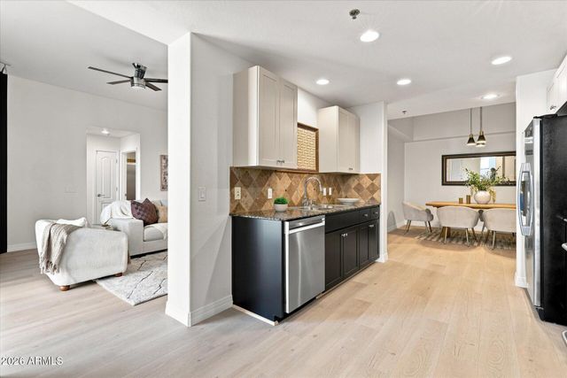 2302 N CENTRAL Avenue 313, Phoenix, AZ 85004