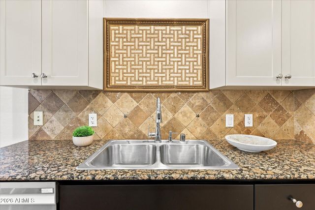 2302 N CENTRAL Avenue 313, Phoenix, AZ 85004