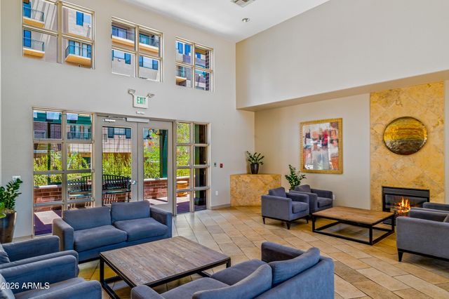 2302 N CENTRAL Avenue 313, Phoenix, AZ 85004