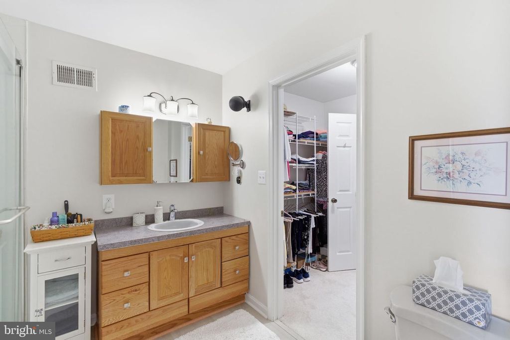 Image 19 of property listing at 1361 N GILMOR ST, Baltimore, MD 21217