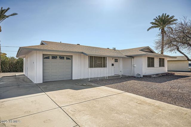 12021 N RIVIERA Court, Sun City, AZ 85351