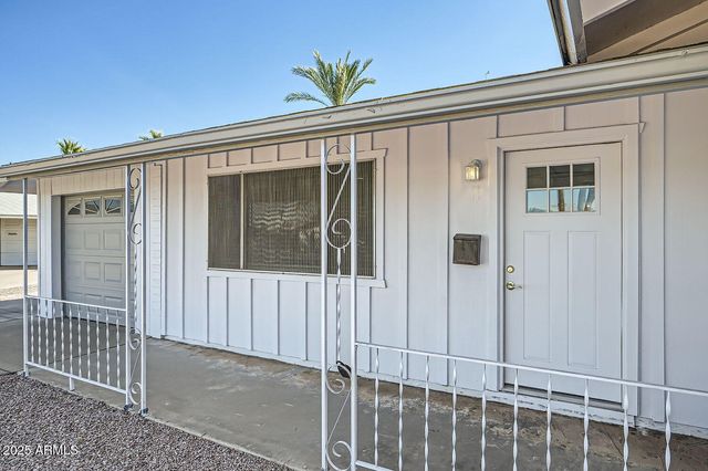 12021 N RIVIERA Court, Sun City, AZ 85351