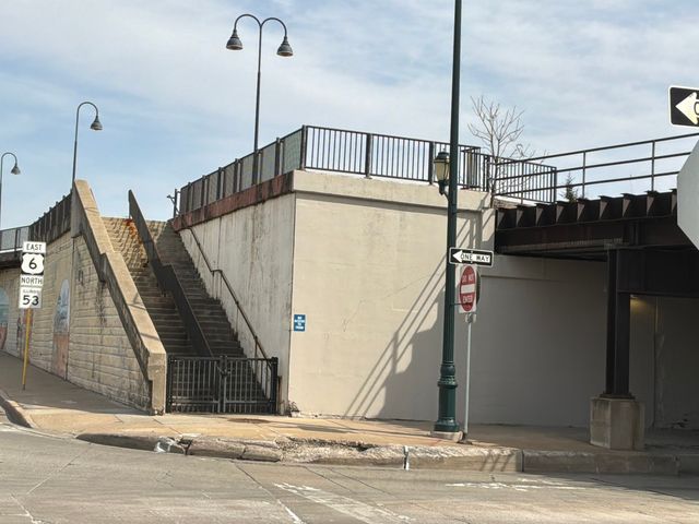224 E Cass Street 1, Joliet, IL 60432
