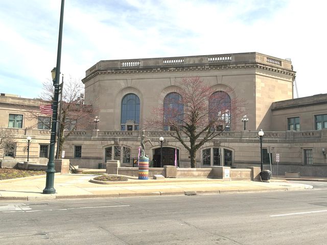 224 E Cass Street 1, Joliet, IL 60432