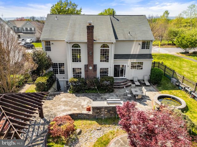 800 VALLEY SPRINGS DR, Purcellville, VA 20132