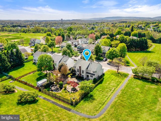 800 VALLEY SPRINGS DR, Purcellville, VA 20132