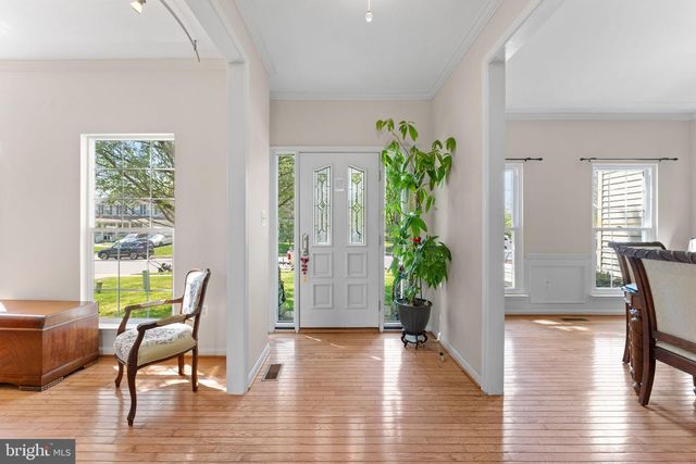 800 VALLEY SPRINGS DR, Purcellville, VA 20132