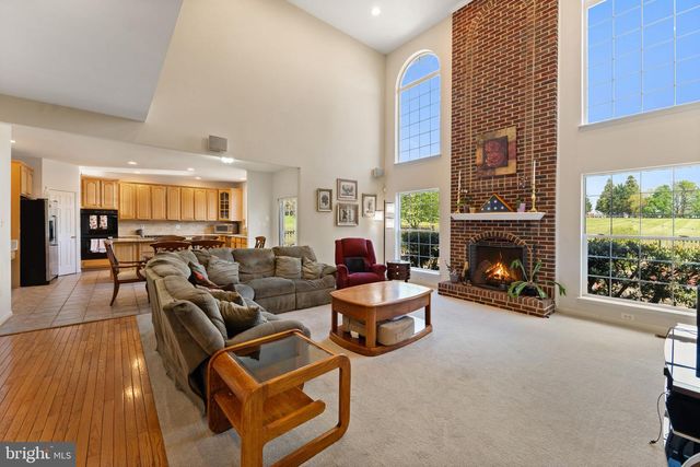 800 VALLEY SPRINGS DR, Purcellville, VA 20132