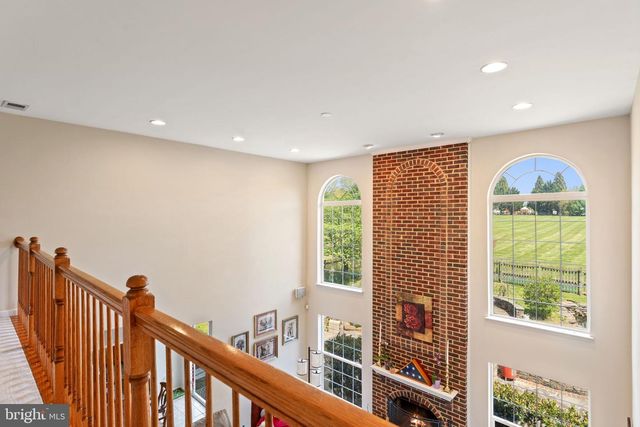 800 VALLEY SPRINGS DR, Purcellville, VA 20132