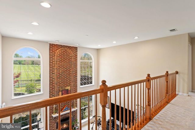 800 VALLEY SPRINGS DR, Purcellville, VA 20132