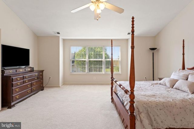 800 VALLEY SPRINGS DR, Purcellville, VA 20132