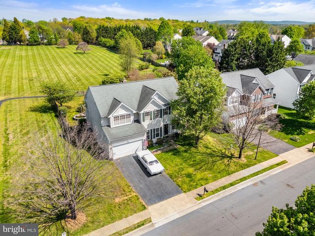 800 VALLEY SPRINGS DR, Purcellville, VA 20132