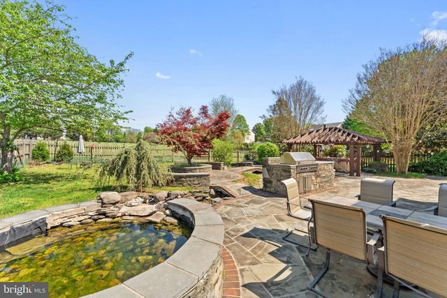 800 VALLEY SPRINGS DR, Purcellville, VA 20132