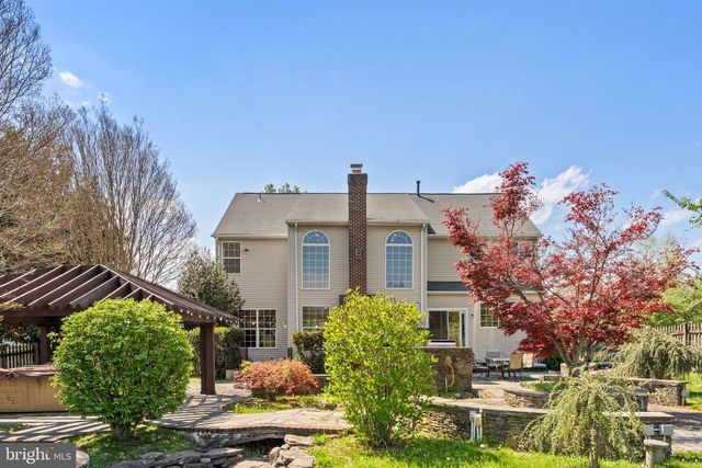 800 VALLEY SPRINGS DR, Purcellville, VA 20132