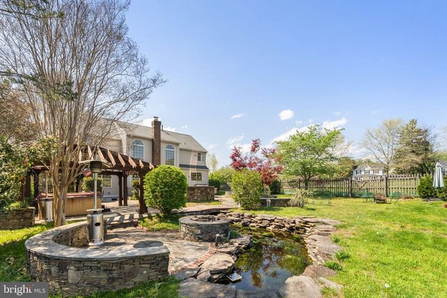 800 VALLEY SPRINGS DR, Purcellville, VA 20132