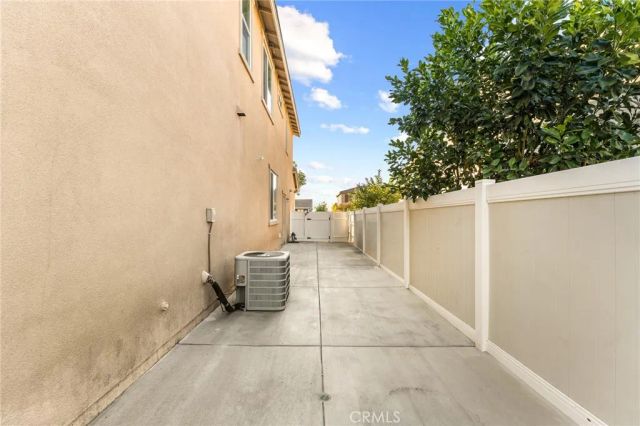 1678 Harrison, Redlands, CA 92374