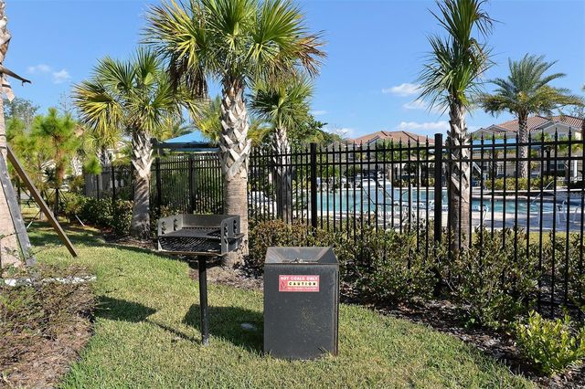 2858 ORIOLE DRIVE, Sarasota, FL 34243