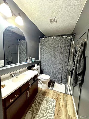 54291 Johnny Trail, Hannibal, MO 63401