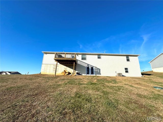 54291 Johnny Trail, Hannibal, MO 63401