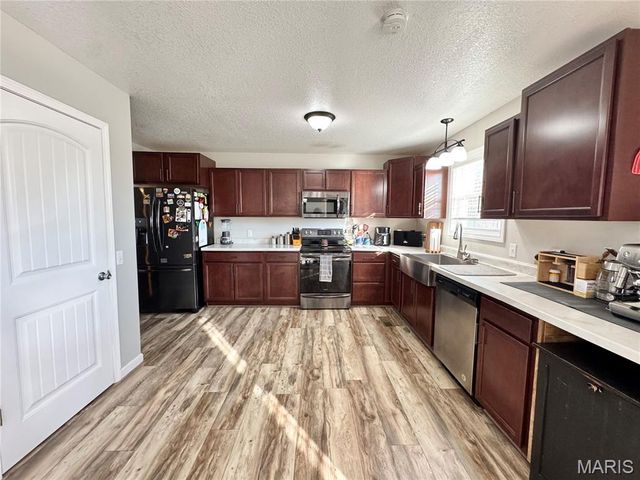 54291 Johnny Trail, Hannibal, MO 63401