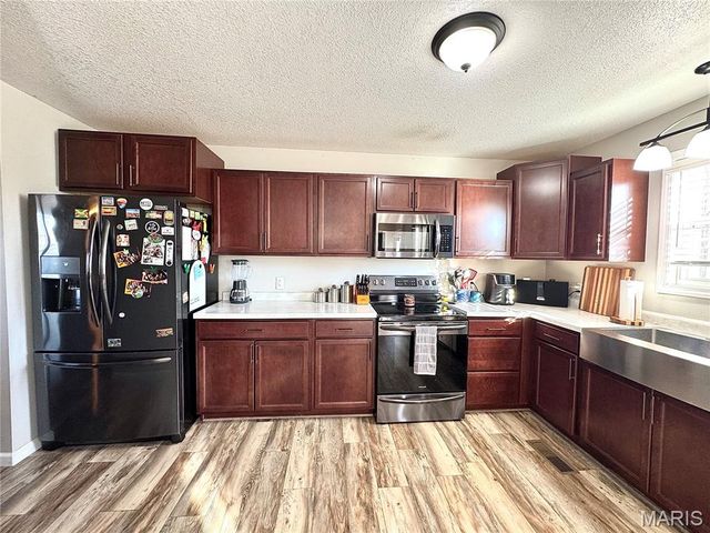 54291 Johnny Trail, Hannibal, MO 63401