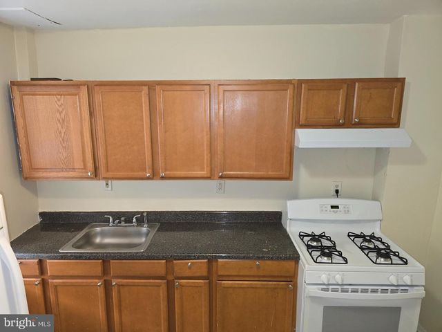 340 S WOODYEAR ST, Baltimore, MD 21223