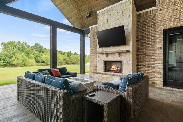 367 Private Road 54166, Pittsburg, TX 75686