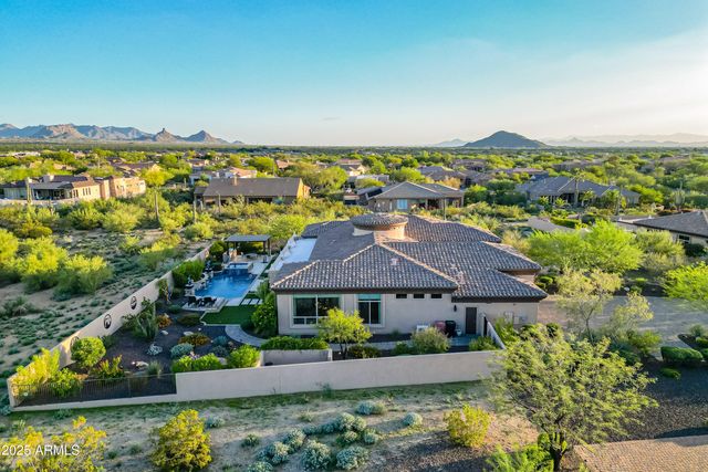 8563 E TUMBLEWEED Drive, Scottsdale, AZ 85266