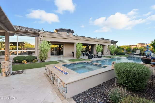 8563 E TUMBLEWEED Drive, Scottsdale, AZ 85266