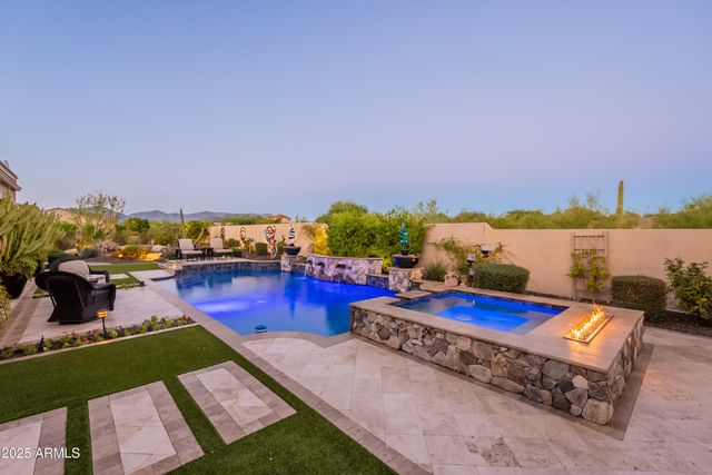 8563 E TUMBLEWEED Drive, Scottsdale, AZ 85266