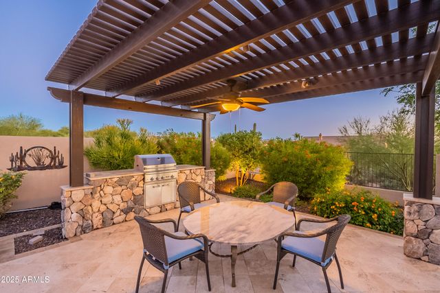 8563 E TUMBLEWEED Drive, Scottsdale, AZ 85266