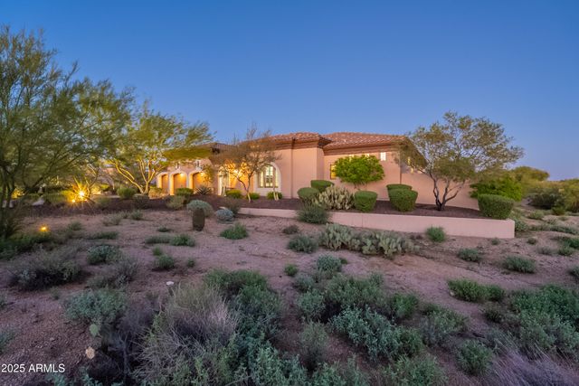 8563 E TUMBLEWEED Drive, Scottsdale, AZ 85266