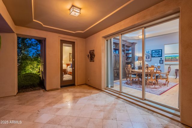 8563 E TUMBLEWEED Drive, Scottsdale, AZ 85266