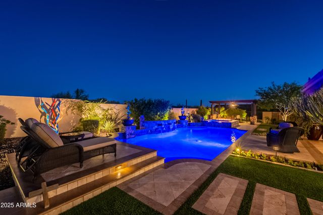 8563 E TUMBLEWEED Drive, Scottsdale, AZ 85266