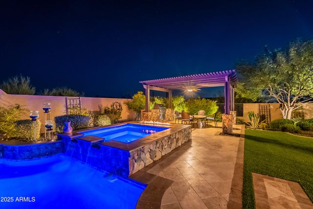 8563 E TUMBLEWEED Drive, Scottsdale, AZ 85266