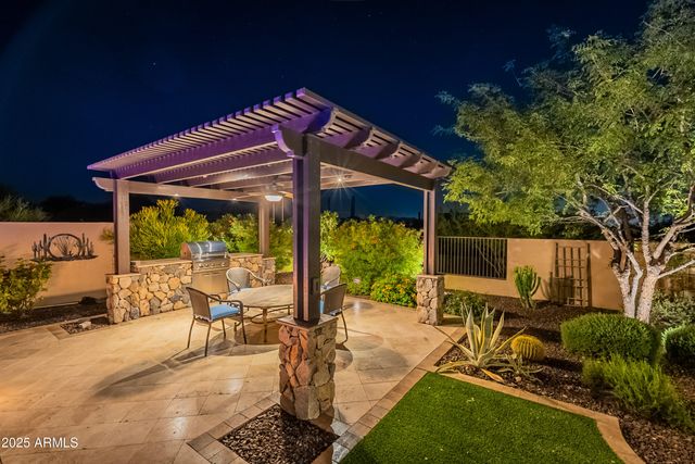 8563 E TUMBLEWEED Drive, Scottsdale, AZ 85266