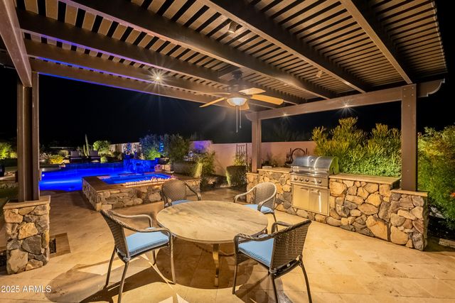 8563 E TUMBLEWEED Drive, Scottsdale, AZ 85266