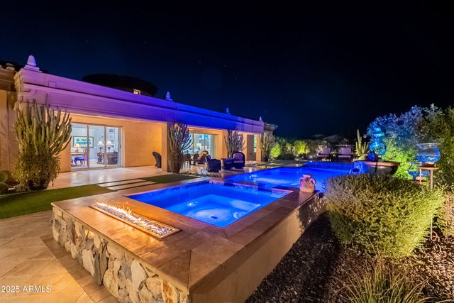 8563 E TUMBLEWEED Drive, Scottsdale, AZ 85266