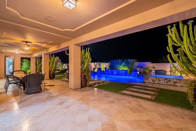 8563 E TUMBLEWEED Drive, Scottsdale, AZ 85266